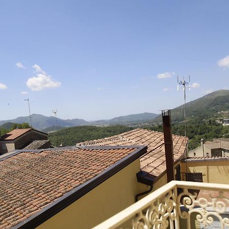 Diverso Apartment Caiazzo ภายนอก รูปภาพ